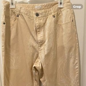 Liz Claiborne light weight jeans